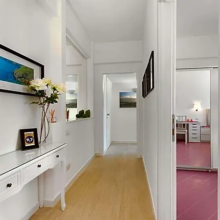 Oda ve Kahvaltı A 4*